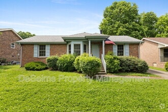 Building Photo - 3204 Blackwood Dr