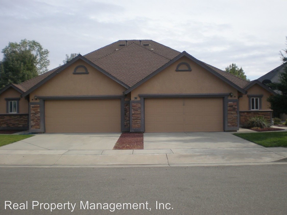 Primary Photo - 673 Marijean Way