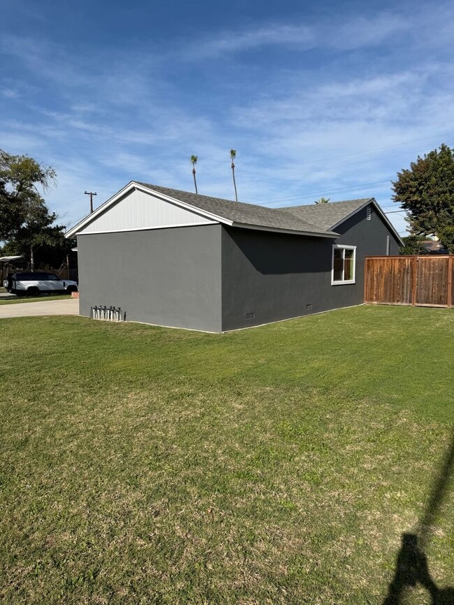 Photo - Fullerton Single Story Beauty House