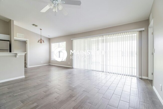 Foto del edificio - 3 Bedroom Pet-Friendly Home in Cape Coral, FL with Main Street Renewal
