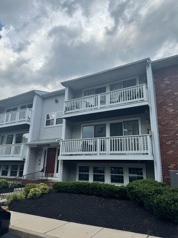 Foto del edificio - 79 Sweetfern Ct