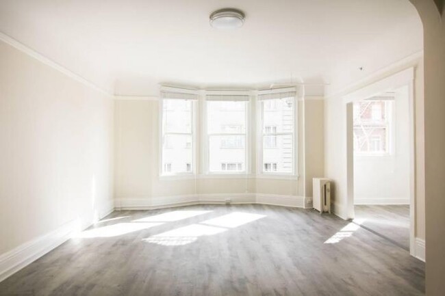 Building Photo - bedroom in San Francisco CA 94102