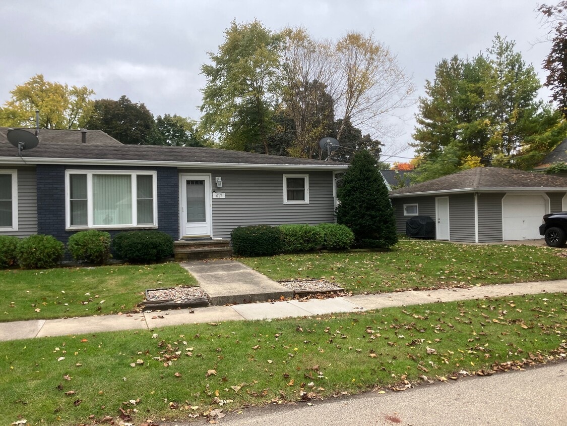 Foto principal - 617 Sterling Ave