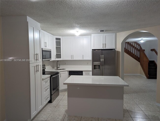 Building Photo - 8719 SW 158th Path