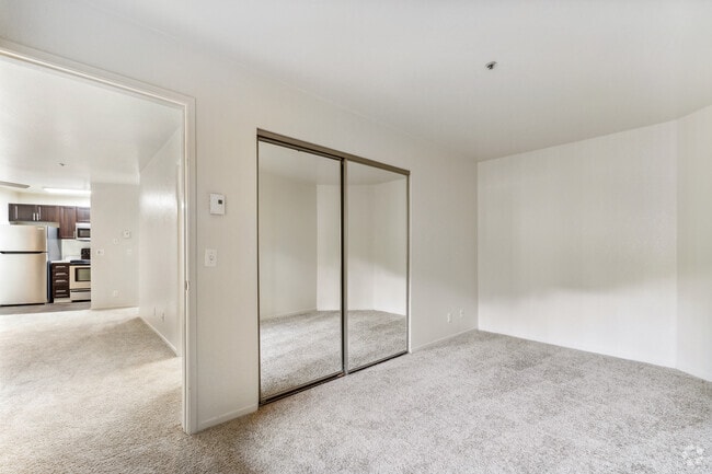 1BR , 1BA - 676SQFT - Serramonte Ridge