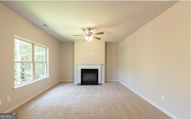 Building Photo - 151 Cherokee Rose Dr