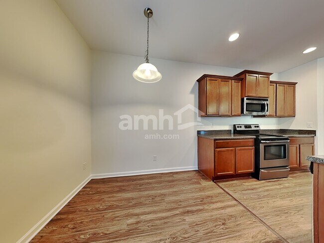 Foto del edificio - 4483 Middletown Dr