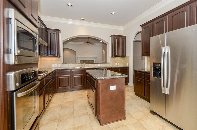 Building Photo - 1514 Olive Park