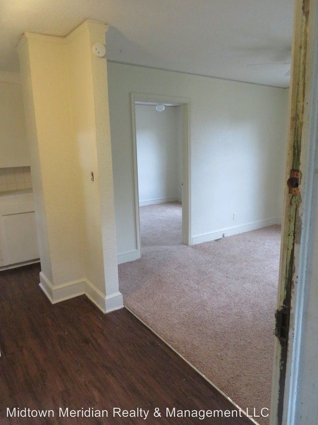 Building Photo - 1 br, 1 bath House - 726 E. College Ave