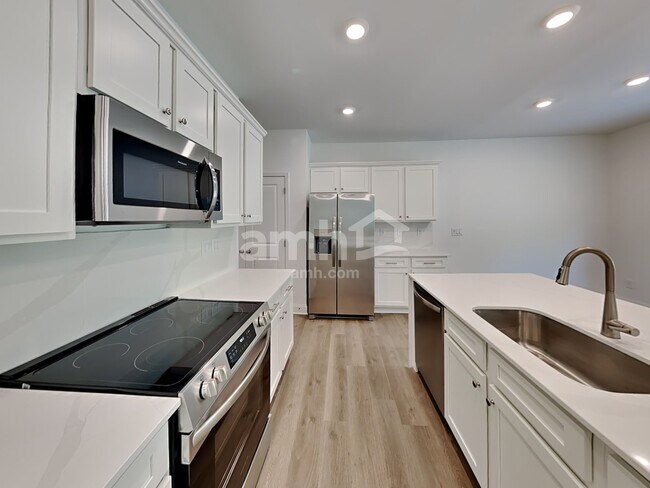 Foto del edificio - 1047 Highland Walk