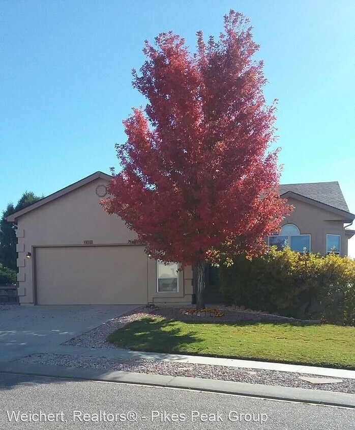 Foto principal - 4 br, 3 bath House - 4745 Paramount Place