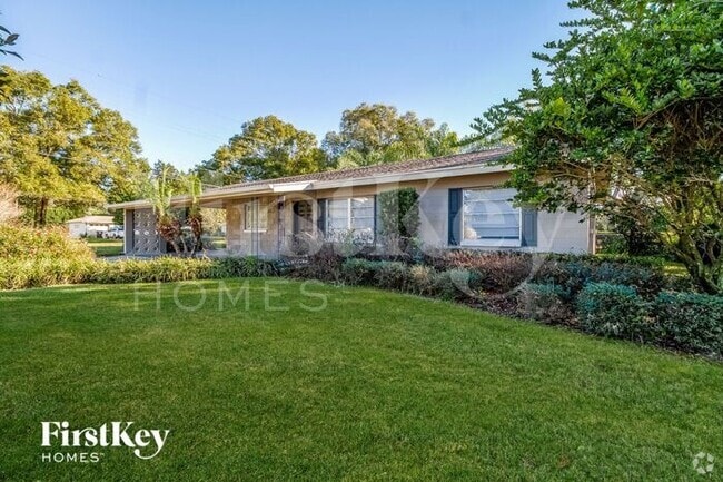 Building Photo - 909 Fort Ln Dr