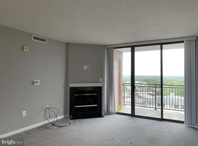Foto del edificio - 11710 Old Georgetown Rd