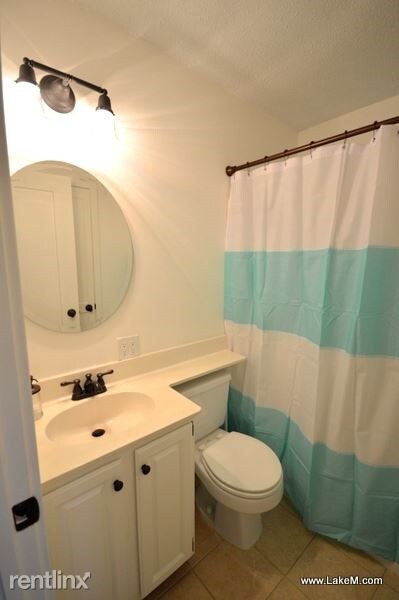 Foto del edificio - 7126 Ridgeway St