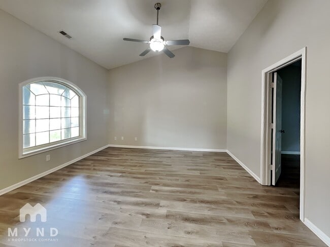 Building Photo - 4534 Stone Mill Dr
