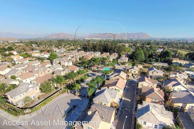 Foto del edificio - 3 br, 2.5 bath House - 4513 Carmen Ct.
