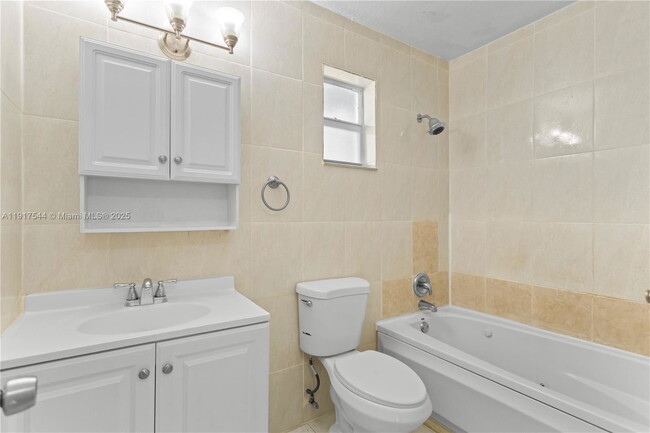 Foto del edificio - 1831 SW 97th Terrace