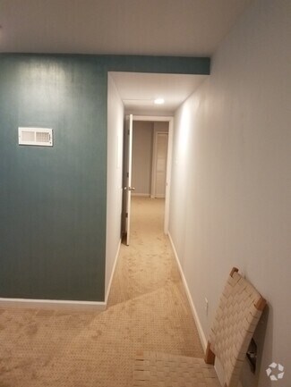 Building Photo - 7612 Carteret Rd