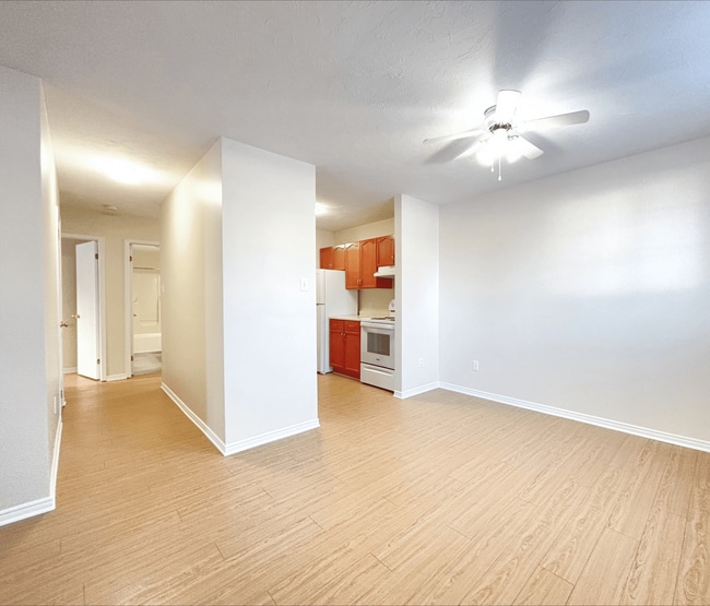 Building Photo - 276 - 350 Gauvin Road