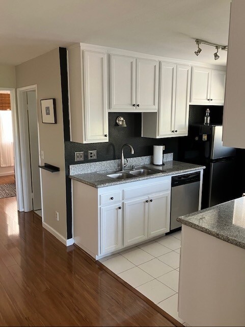 Foto del edificio - 2623 Antonio Dr