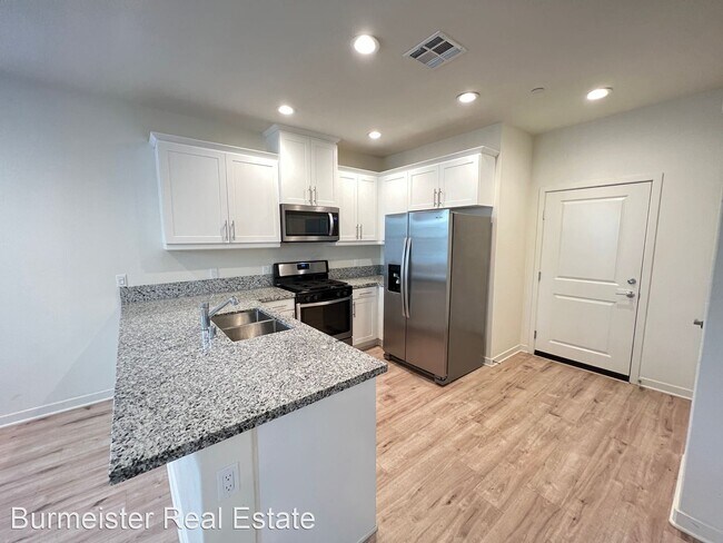 Foto del edificio - 3 br, 2.5 bath House - 4148 Sitio Cielo