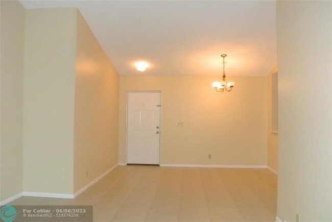 Building Photo - 5801 Riverside Dr