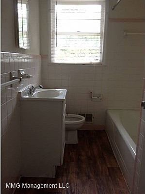 Building Photo - 3 br, 1.5 bath House - 4200 Macedonia Road