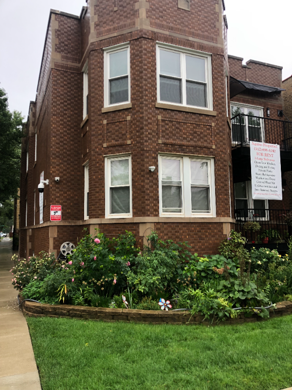 Primary Photo - 3852 N Lockwood Ave