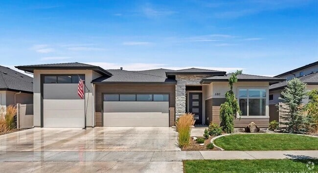 Building Photo - 680 E Sicily Dr