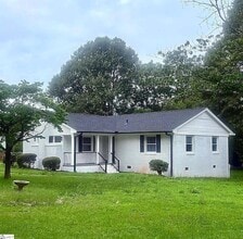 Building Photo - 30 Fleetwood Dr