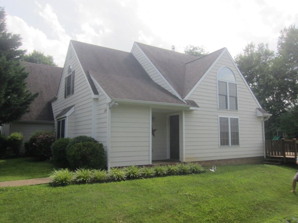 Primary Photo - 1249 Clover Ridge Pl
