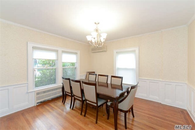 Foto del edificio - 110-26-110-68 68th Rd