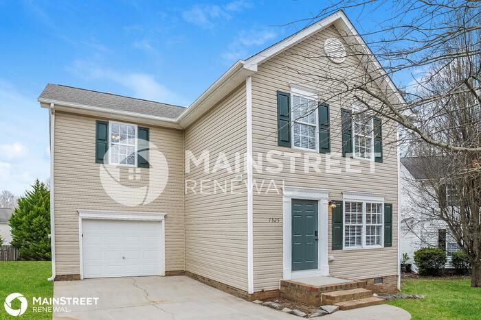 Primary Photo - 1325 CAMDEN PLACE CT, WINSTON SALEM, NC 27103