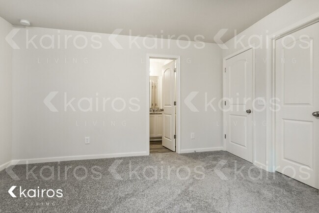 Building Photo - 162 Village Creek Dr.