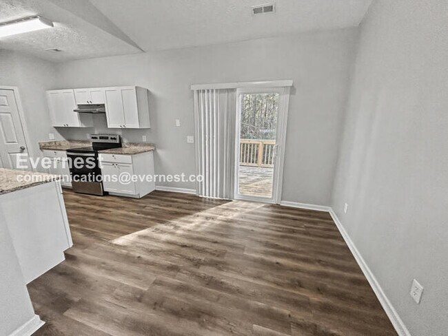 Foto del edificio - 4095 Robin Cir