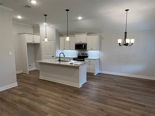 Foto del edificio - 708 Tippit Ln