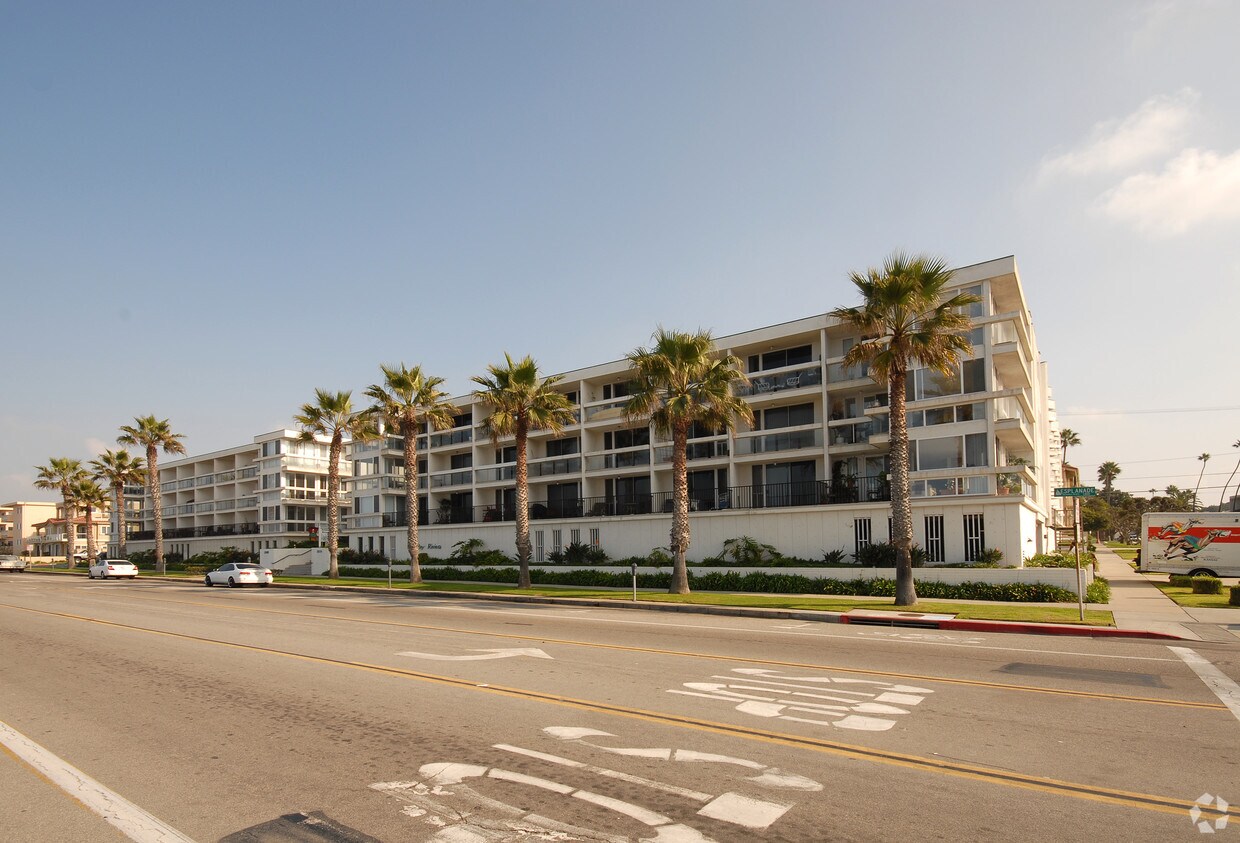 Holiday Riviera Apartments In Redondo Beach Ca Holiday Riviera Apartments In Redondo Beach Ca Westside Als