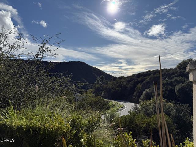 Foto del edificio - 833 Calle La Primavera