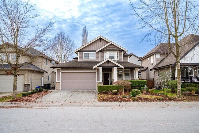 Photo du bâtiment - 20876-2083B 83b Ave