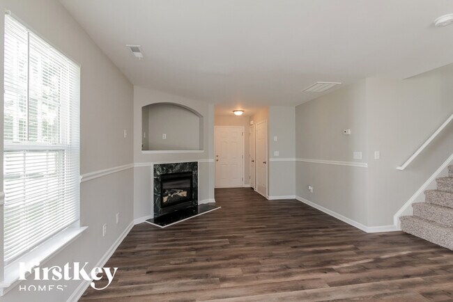 Foto del edificio - 3103 Misty Ln
