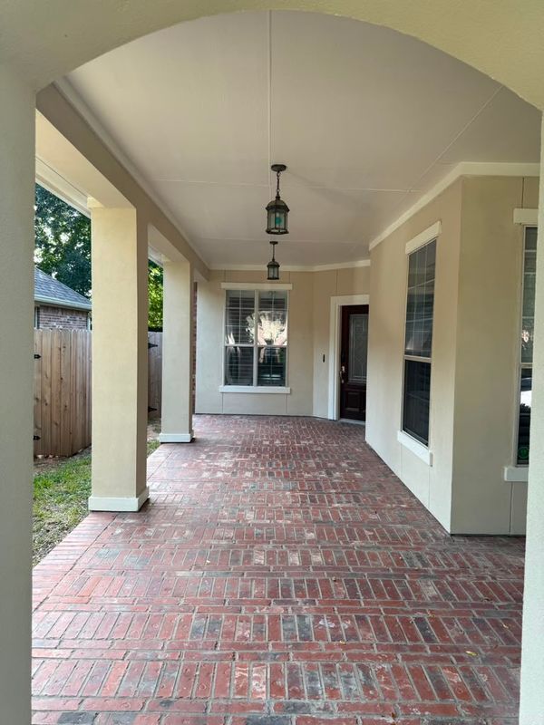 Foto del edificio - 3511 Cedar Hill Ct