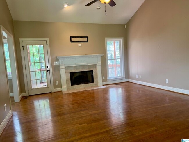 Building Photo - 4729 Red Leaf Cir