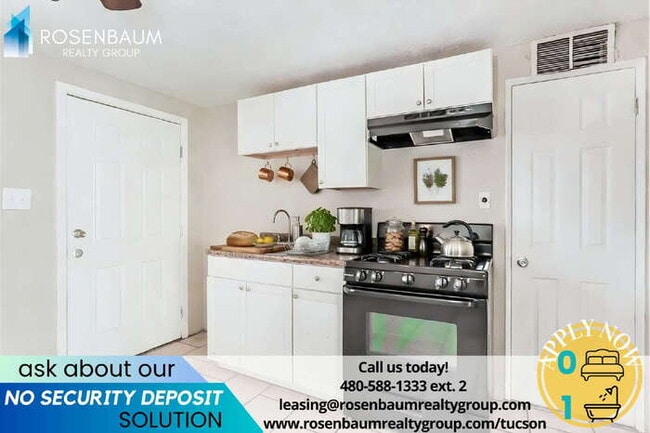 Building Photo - 302 W Flores St