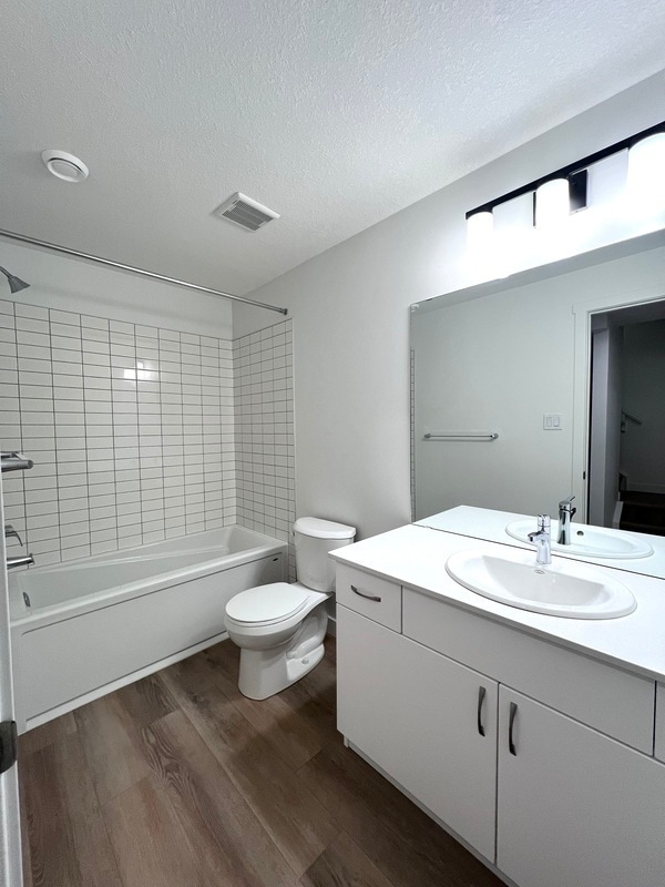 Building Photo - 22718-2282a 82a Ave NW