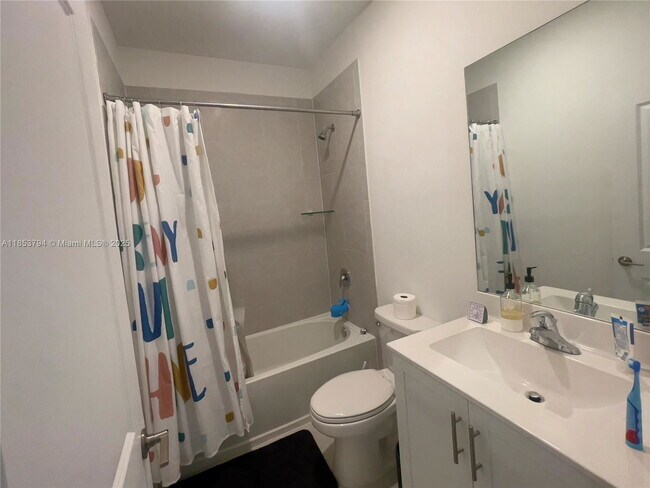 Foto del edificio - 10005 SW 228th Terrace