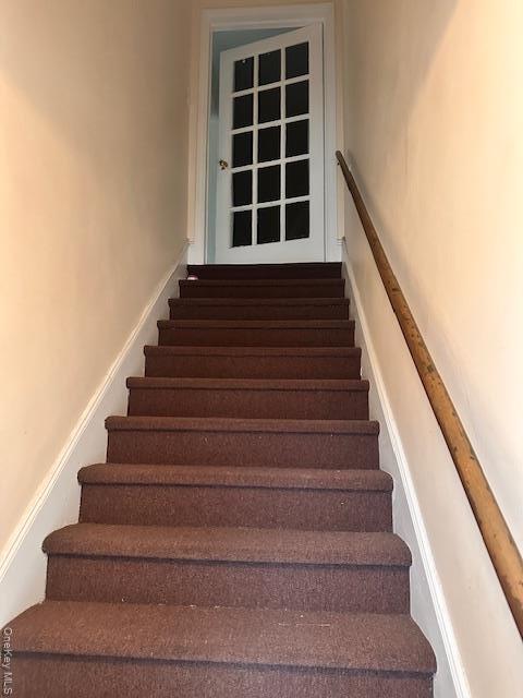 Building Photo - 122 Cornelius St