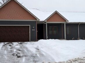 Building Photo - 6803 Von Kanel St