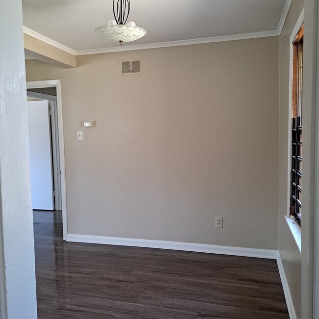 Foto del edificio - 2160 St Elmo Ave