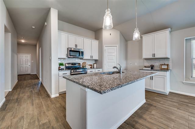 Building Photo - 1419 Vinewood St