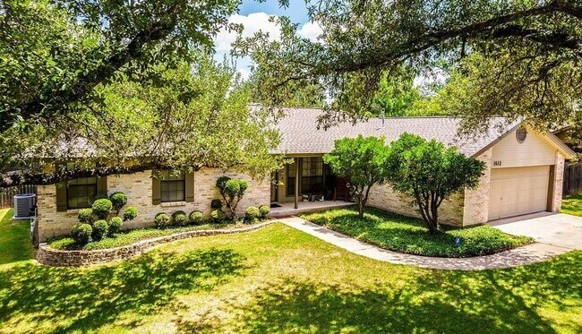 Foto del edificio - 1612 Buttercup Rd